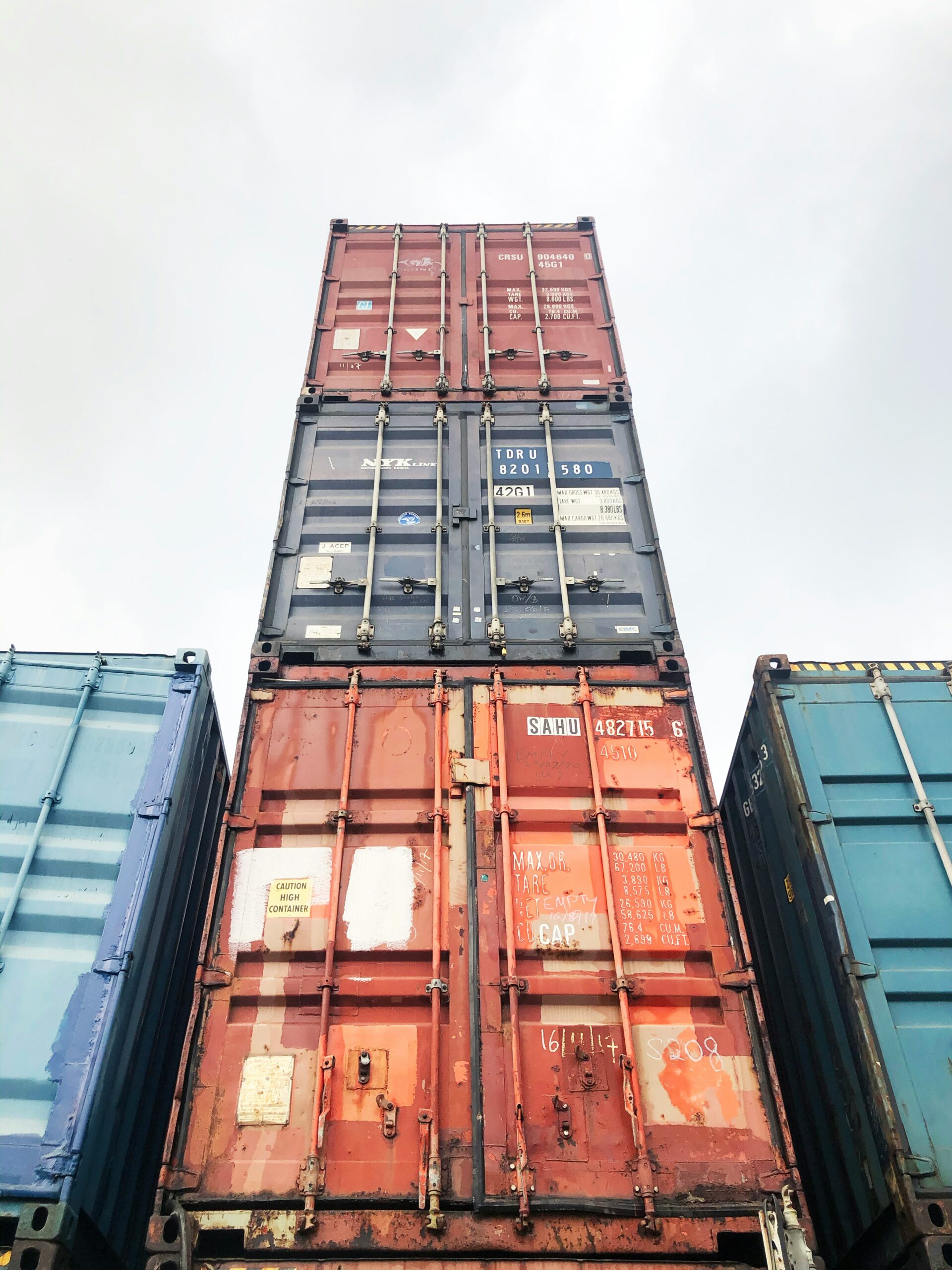 osg-containers-4pDiWApAVVE-unsplash